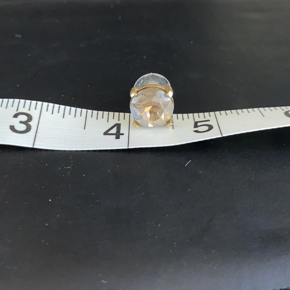 Large smoky rhinestone stud earrings - Picture 5 of 5